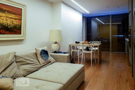 Sala/Cozinha de apartamento para alugar com 1 quarto, 68m² em Recreio dos Bandeirantes, Rio de Janeiro