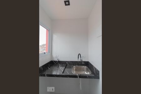 Área de Serviço de apartamento para alugar com 2 quartos, 60m² em Vila Sao Vicente, São Paulo