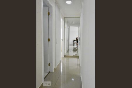 Apartamento para alugar com 67m², 3 quartos e 1 vagaCorredor