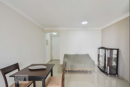 Apartamento para alugar com 67m², 3 quartos e 1 vagaSala