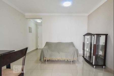 Apartamento para alugar com 67m², 3 quartos e 1 vagaSala