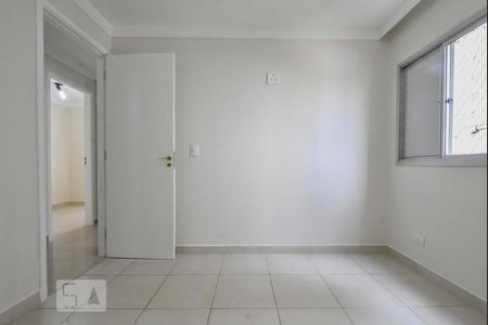 Apartamento para alugar com 67m², 3 quartos e 1 vagaQuarto 02