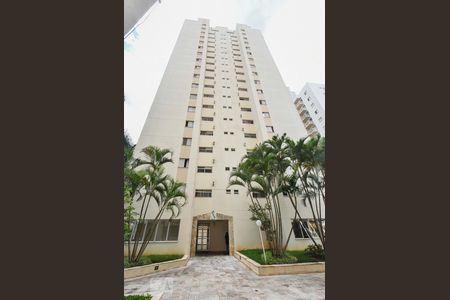 Apartamento para alugar com 67m², 3 quartos e 1 vagaPrédio