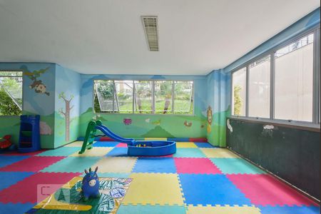 Apartamento para alugar com 67m², 3 quartos e 1 vagaBrinquedoteca
