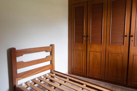 Casa para alugar com 1000m², 5 quartos e 5 vagasQuarto 2