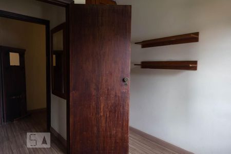 Casa para alugar com 1000m², 5 quartos e 5 vagasQuarto 1