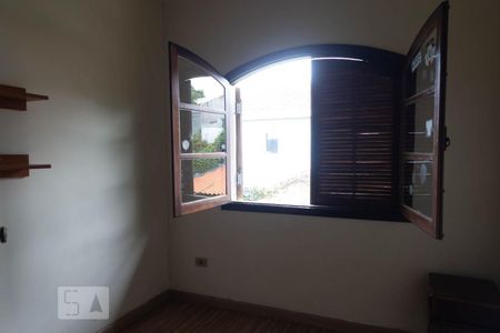 Casa para alugar com 1000m², 5 quartos e 5 vagasQuarto 1