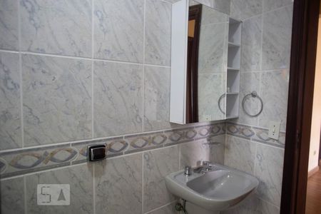 Casa para alugar com 1000m², 5 quartos e 5 vagasBanheiro