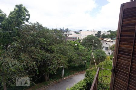 Casa para alugar com 1000m², 5 quartos e 5 vagasQuarto 3 - vista da sacada