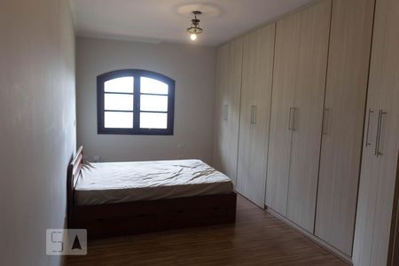 Casa para alugar com 1000m², 5 quartos e 5 vagasQuarto 3