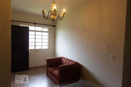Sala entre quartos de casa para alugar com 5 quartos, 1000m² em Jardim Semiramis, Cotia