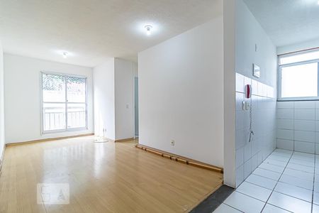 Sala de apartamento para alugar com 2 quartos, 50m² em Taquara, Rio de Janeiro