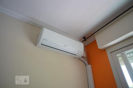 Sala de apartamento para alugar com 2 quartos, 55m² em Petrópolis, Porto Alegre