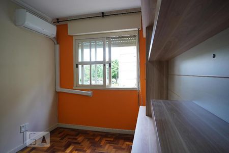 Sala de apartamento para alugar com 2 quartos, 55m² em Petrópolis, Porto Alegre