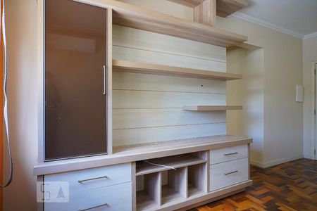 Sala de apartamento para alugar com 2 quartos, 55m² em Petrópolis, Porto Alegre