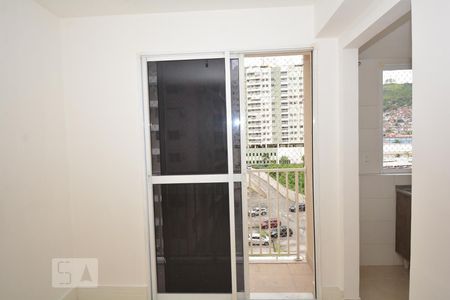 Sala de apartamento para alugar com 2 quartos, 50m² em Vicente de Carvalho, Rio de Janeiro