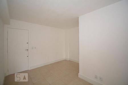 Sala de apartamento para alugar com 2 quartos, 50m² em Vicente de Carvalho, Rio de Janeiro