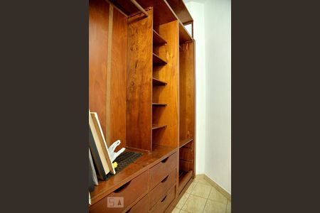 Apartamento para alugar com 175m², 3 quartos e 1 vagaQuarto - Closet