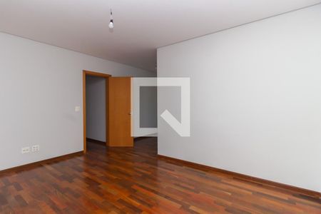 Apartamento à venda com 433m², 4 quartos e 5 vagasSuíte 3