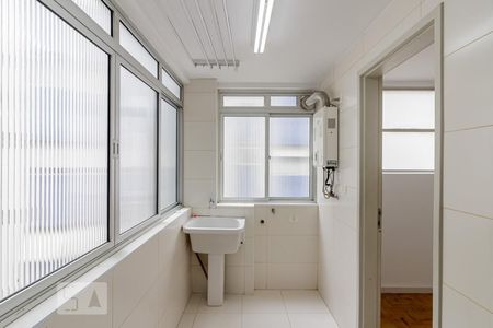 Apartamento à venda com 113m², 2 quartos e 1 vagaÁrea de Serviço