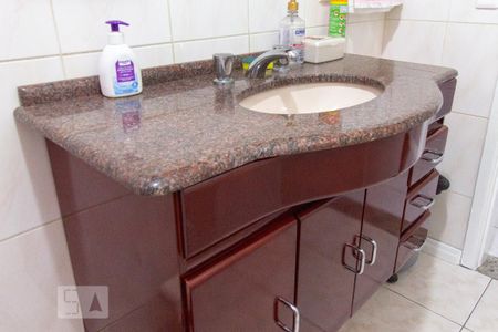 Casa à venda com 188m², 2 quartos e 2 vagas Casa à venda com 188m², 2 quartos e 2 vagasBanheiro Social