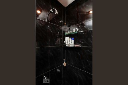 Apartamento à venda com 70m², 2 quartos e 1 vagaBanheiro