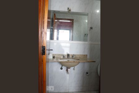 Apartamento para alugar com 153m², 3 quartos e 2 vagasDetalhe Banheiro 2