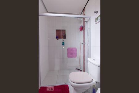 Casa à venda com 280m², 3 quartos e 5 vagasBanheiro da Suíte 2