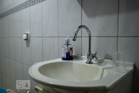 Casa à venda com 280m², 3 quartos e 5 vagasDetalhe do banheiro