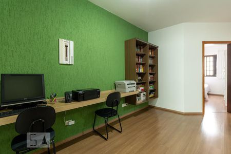 Casa à venda com 280m², 3 quartos e 5 vagasEscritório