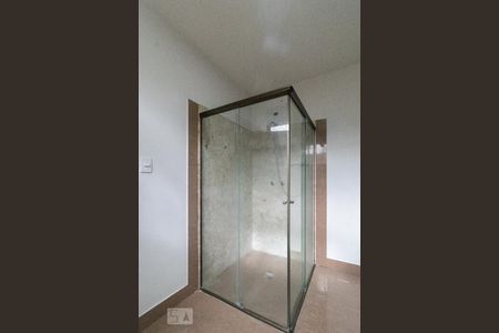 Casa à venda com 350m², 4 quartos e 4 vagasBanheiro da Suíte