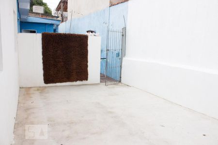 Casa para alugar com 42m², 1 quarto e sem vagaQuintal