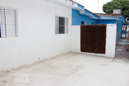 Casa para alugar com 42m², 1 quarto e sem vagaQuintal