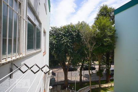 Quarto - Vista de kitnet/studio para alugar com 1 quarto, 34m² em Vila Ipiranga, Porto Alegre