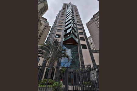 Apartamento à venda com 36m², 1 quarto e 1 vagaFachada