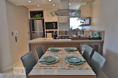 Apartamento à venda com 58m², 2 quartos e 2 vagasCozinha