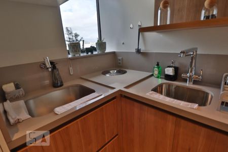 Apartamento à venda com 58m², 2 quartos e 2 vagasCozinha