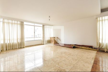 Apartamento à venda com 300m², 3 quartos e 3 vagasSala