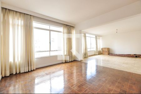 Apartamento à venda com 300m², 3 quartos e 3 vagasSala