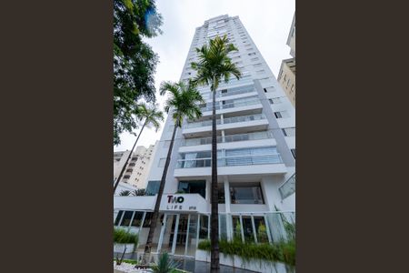 Fachada de apartamento para alugar com 2 quartos, 80m² em Setor Bueno, Goiânia