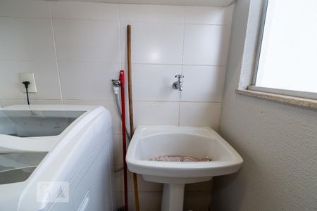 Apartamento para alugar com 80m², 2 quartos e 2 vagas Apartamento para alugar com 80m², 2 quartos e 2 vagasDetalhe da Área de Serviço