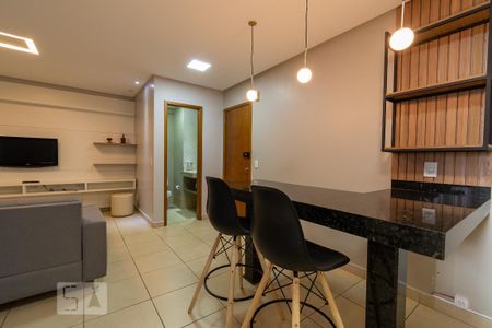 Sala de Jantar de apartamento para alugar com 2 quartos, 80m² em Setor Bueno, Goiânia