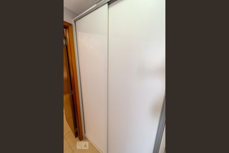 Apartamento para alugar com 80m², 2 quartos e 2 vagas Apartamento para alugar com 80m², 2 quartos e 2 vagasDetalhe do Corredor