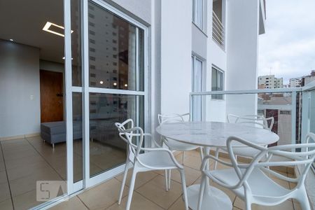 Varanda da Sala de apartamento para alugar com 2 quartos, 80m² em Setor Bueno, Goiânia