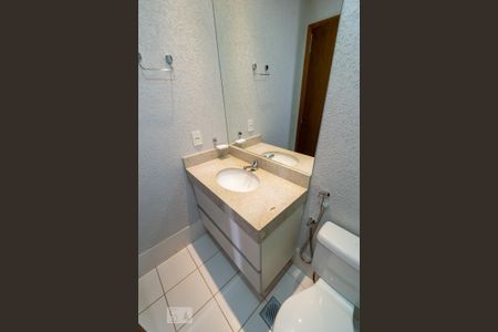 Apartamento para alugar com 80m², 2 quartos e 2 vagas Apartamento para alugar com 80m², 2 quartos e 2 vagasDetalhe do Banheiro da Suíte 2