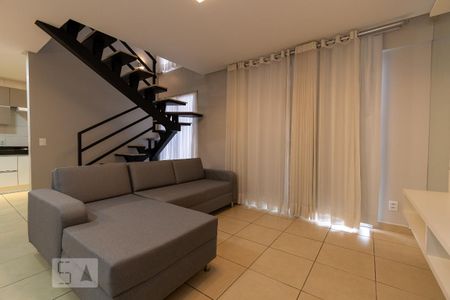Sala de apartamento para alugar com 2 quartos, 80m² em Setor Bueno, Goiânia