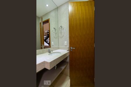 Apartamento para alugar com 80m², 2 quartos e 2 vagas Apartamento para alugar com 80m², 2 quartos e 2 vagasLavabo