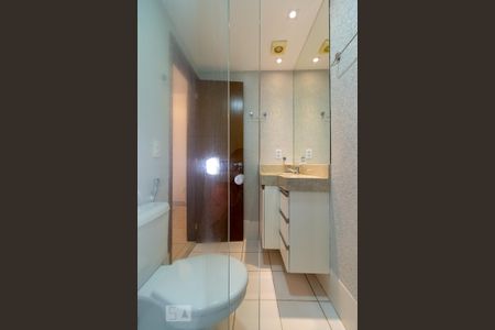 Apartamento para alugar com 80m², 2 quartos e 2 vagas Apartamento para alugar com 80m², 2 quartos e 2 vagasBanheiro da Suíte