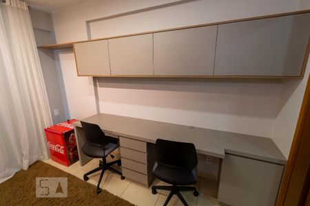 Apartamento para alugar com 80m², 2 quartos e 2 vagas Apartamento para alugar com 80m², 2 quartos e 2 vagasDetalhe da Suite 2