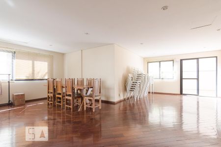 Apartamento para alugar com 34m², 1 quarto e 1 vagaÁrea comum - Salão de festas